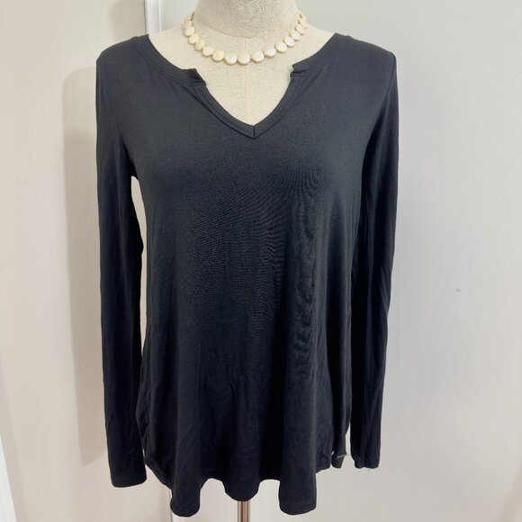 HOLLISTER LADY'S BLACK LONG SLEEE BLOUSE (S) - Picture 1 of 14